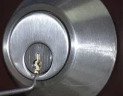 Galaxy Locksmith Store San Antonio, TX 210-780-7298 Galaxy Locksmith Store San Antonio, TX 210-780-7298 - 7-Broken-Key-Extraction